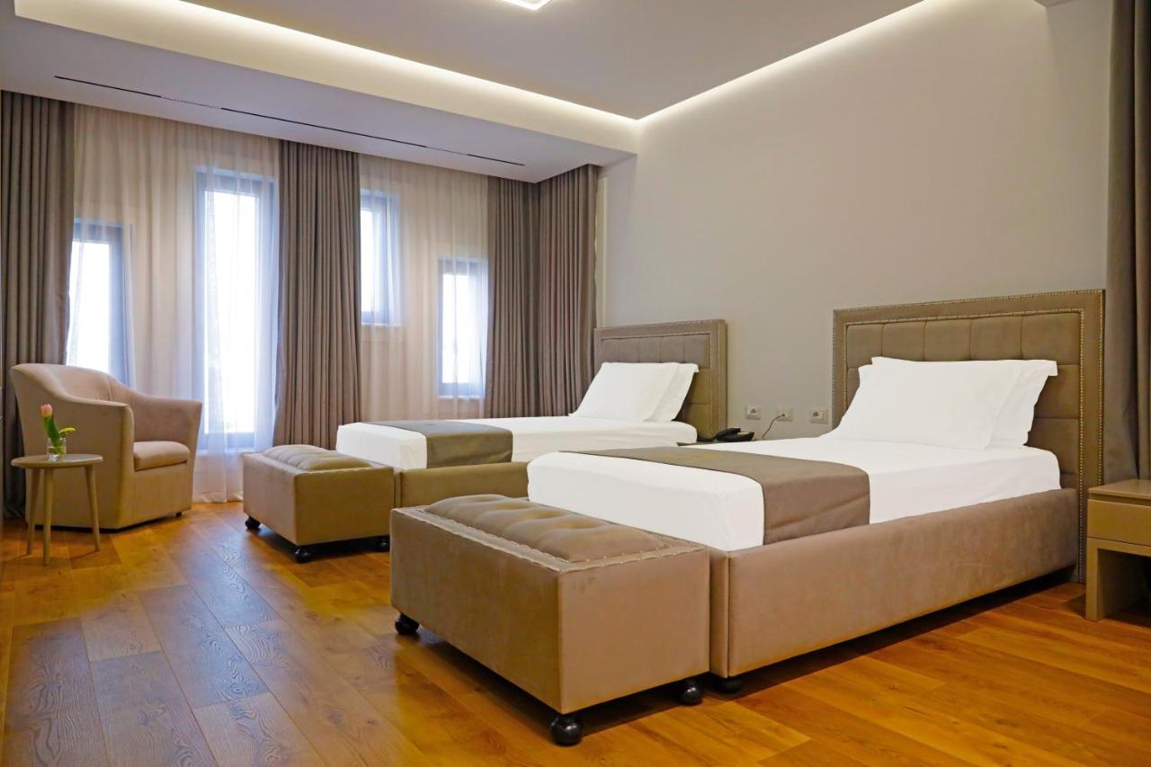 Mark Hotel Tirana Berxull Exterior photo